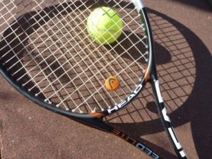 Le 5 migliori corde da tennis per mantenere la potenza su ogni colpo