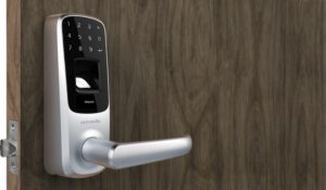 Le 5 migliori serrature biometriche per entrare in casa usando l'impronta digitale