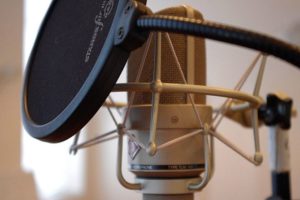 I 5 migliori filtri per microfono per registrare come in uno studio