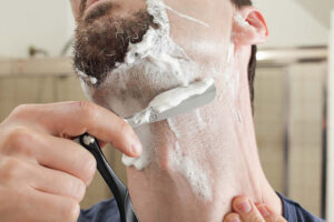 È meglio radersi prima o dopo la doccia?  7 Suggerimenti